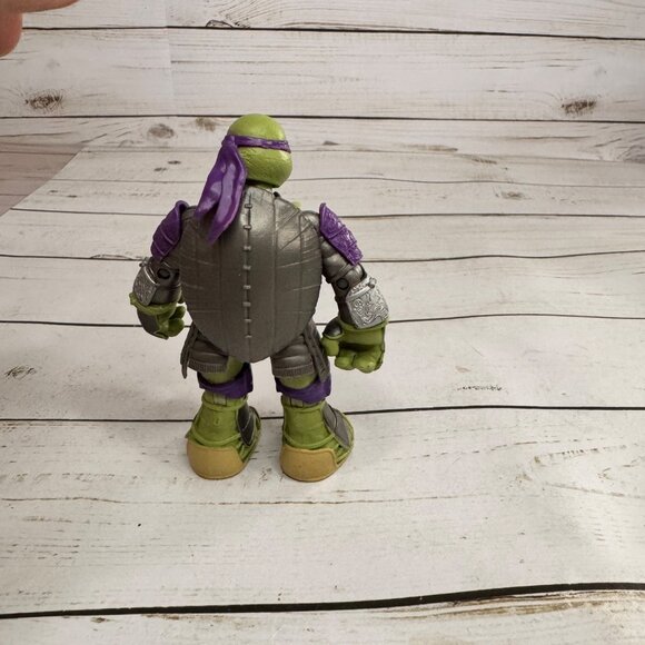 Teenage Mutant Ninja Turtles Donatello Action Figure 5" Toy - Picture 3 of 7